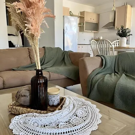 Seaview Finikas (Syros)