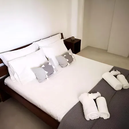 Seaview Apartman Fínikasz